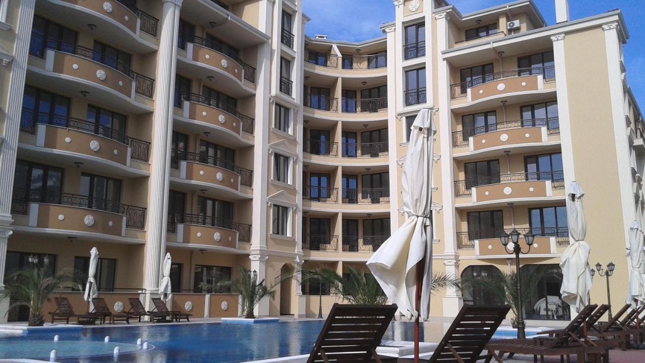 Flora Beach Private Aparthotel Pomorie Eksteriør bilde